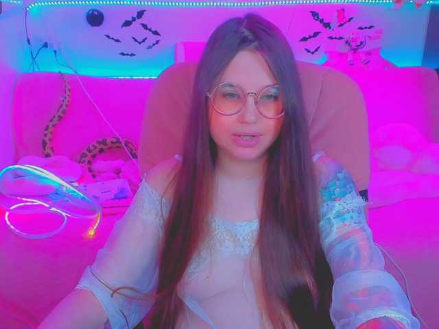 LittleKitsune live cam on BongaCams