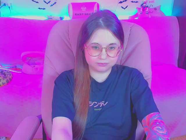 LittleKitsune live cam on BongaCams