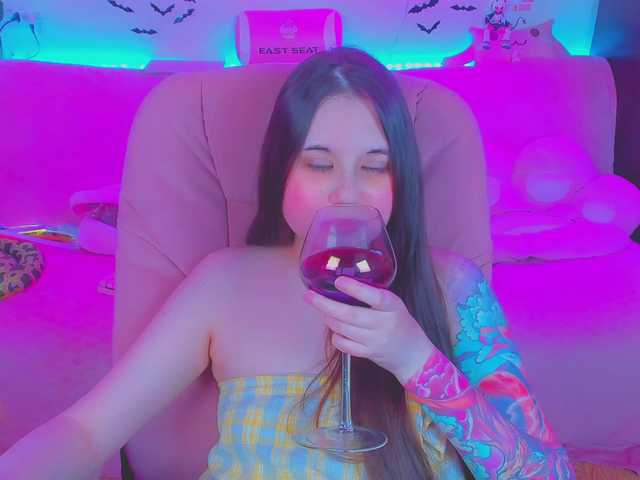 LittleKitsune live cam on BongaCams