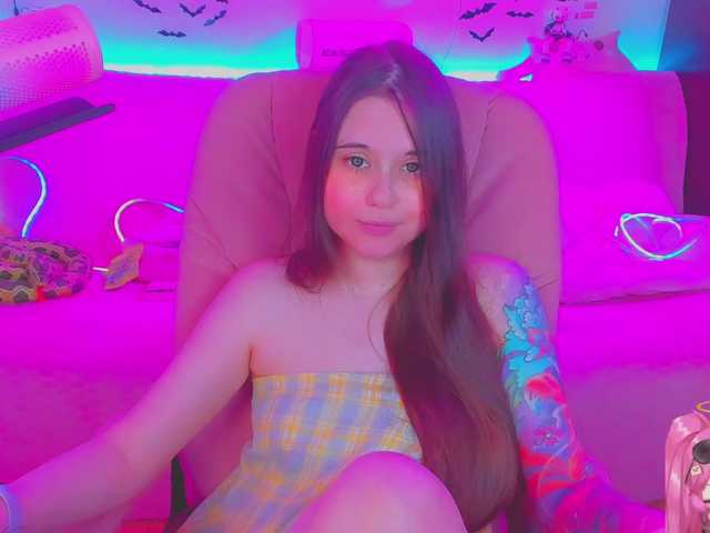 LittleKitsune live cam on BongaCams