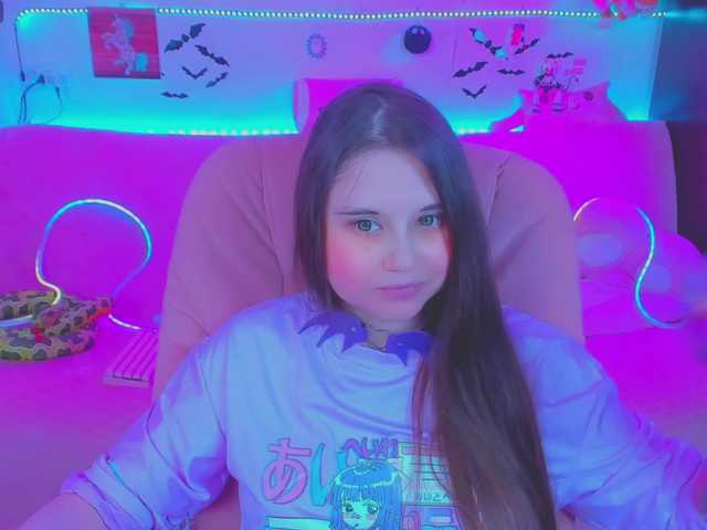 LittleKitsune live cam on BongaCams