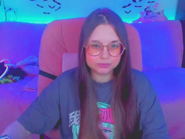 LittleKitsune live cam on BongaCams