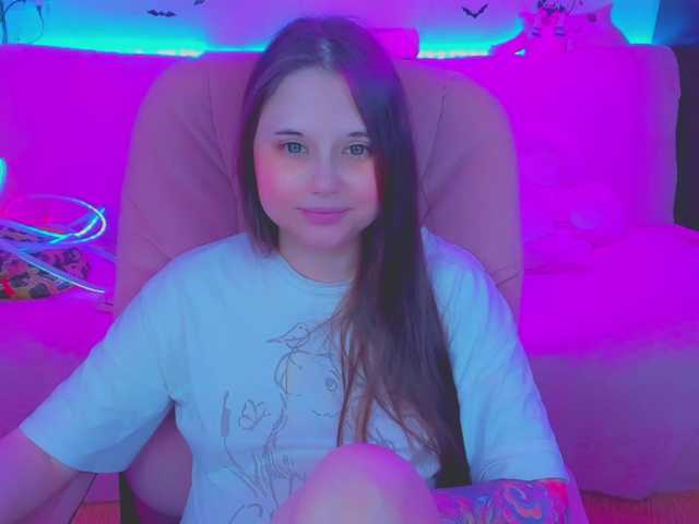 LittleKitsune live cam on BongaCams