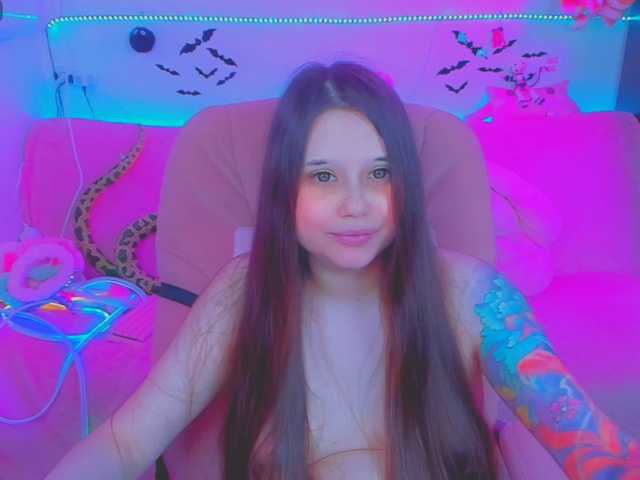 LittleKitsune live cam on BongaCams