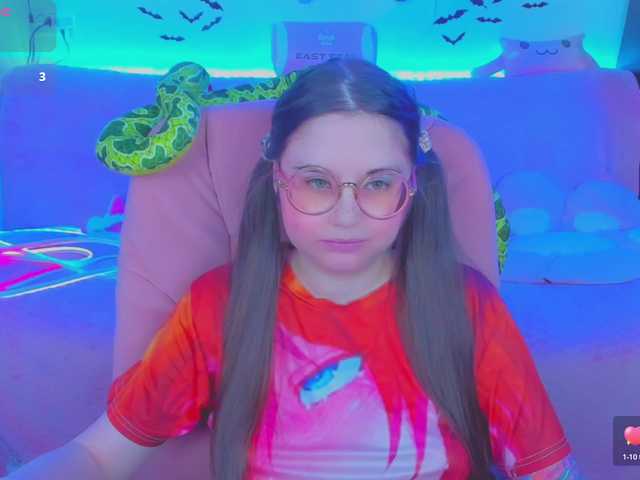 LittleKitsune live cam on BongaCams