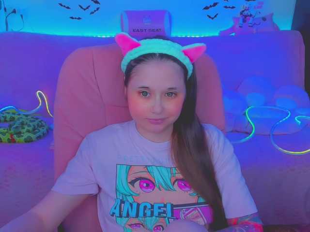 LittleKitsune live cam on BongaCams