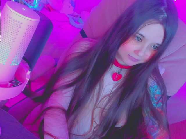 LittleKitsune live cam on BongaCams