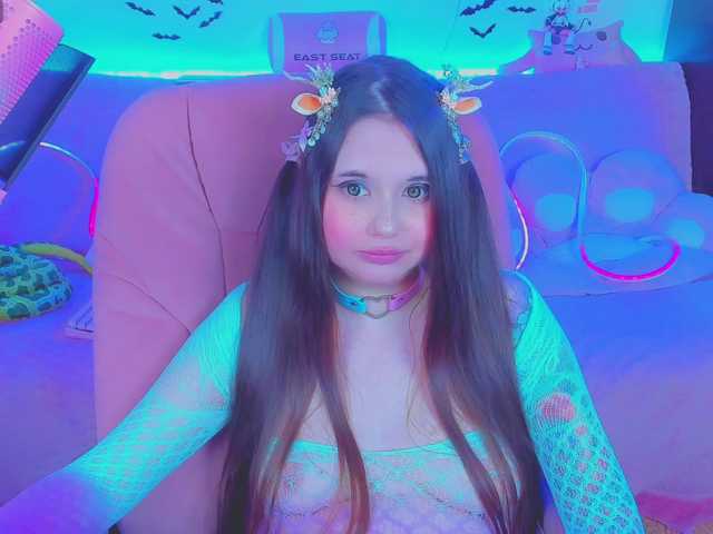 LittleKitsune live cam on BongaCams