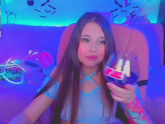 LittleKitsune live cam on BongaCams