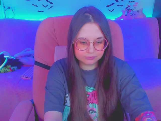 LittleKitsune live cam on BongaCams
