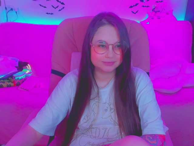 LittleKitsune live cam on BongaCams