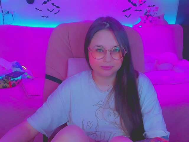 LittleKitsune live cam on BongaCams