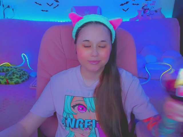 LittleKitsune live cam on BongaCams