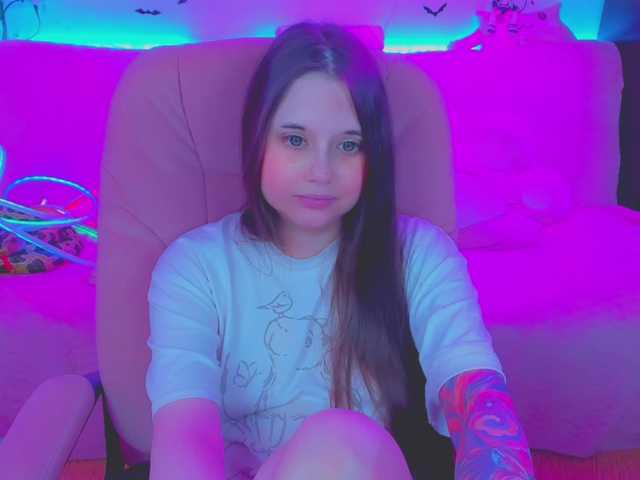 LittleKitsune live cam on BongaCams