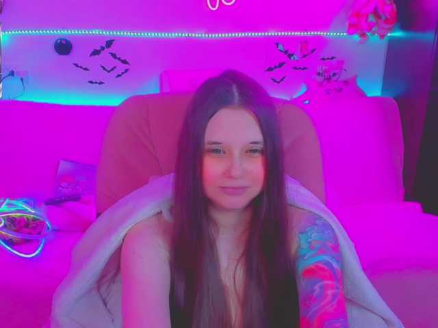 LittleKitsune live cam on BongaCams
