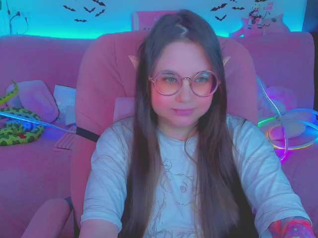 LittleKitsune live cam on BongaCams