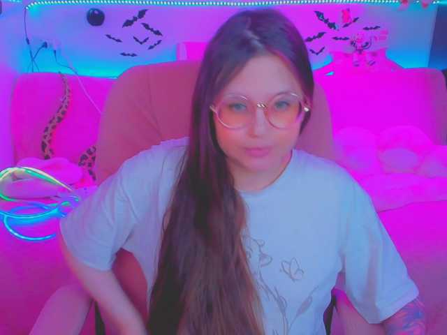 LittleKitsune live cam on BongaCams