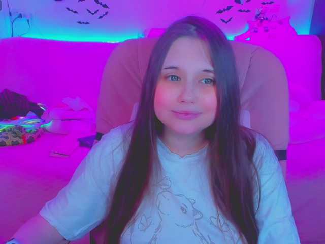 LittleKitsune live cam on BongaCams
