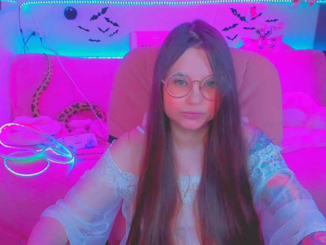 LittleKitsune live cam on BongaCams