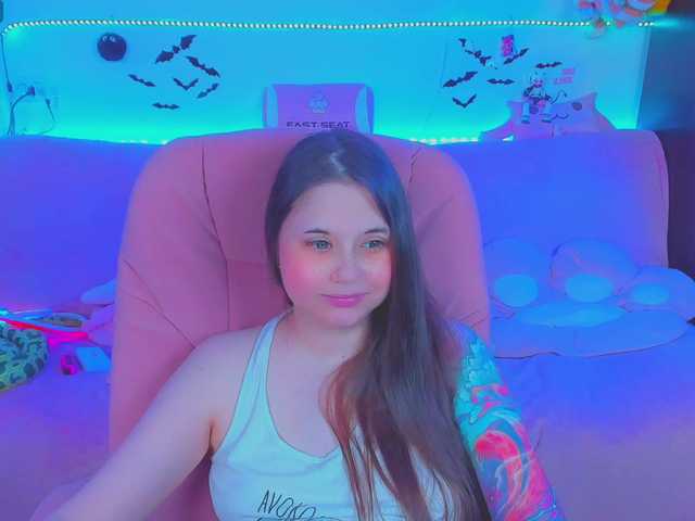 LittleKitsune live cam on BongaCams