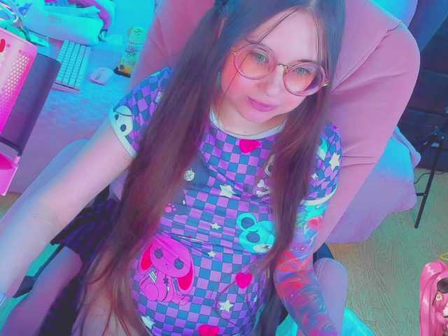LittleKitsune live cam on BongaCams