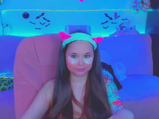 LittleKitsune live cam on BongaCams