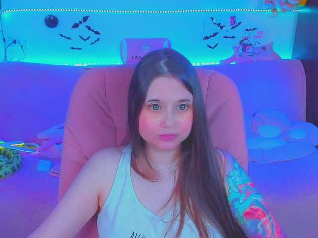 LittleKitsune live cam on BongaCams
