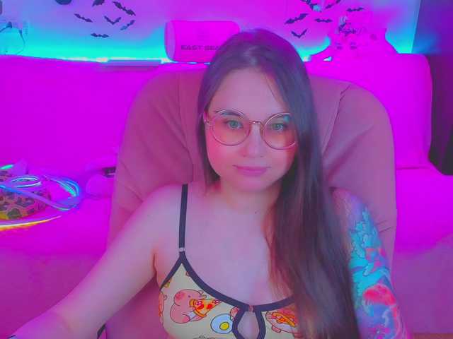 LittleKitsune live cam on BongaCams