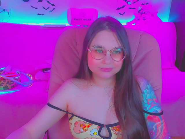 LittleKitsune live cam on BongaCams