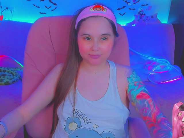 LittleKitsune live cam on BongaCams