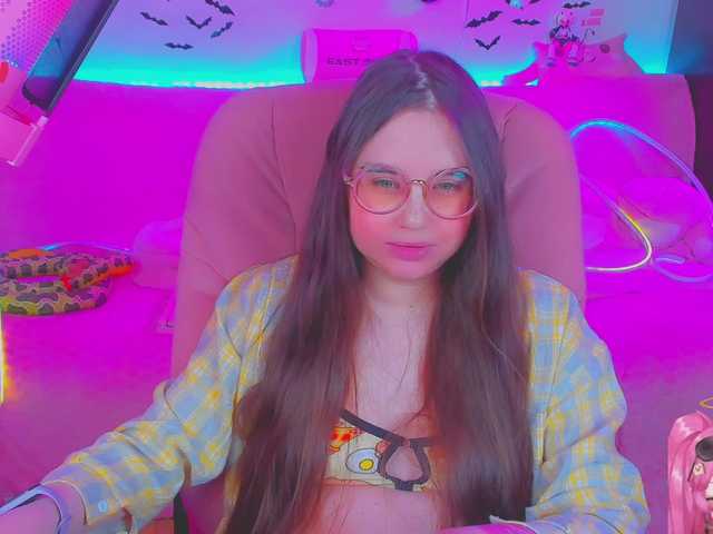 LittleKitsune live cam on BongaCams