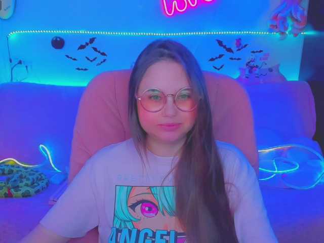 LittleKitsune live cam on BongaCams