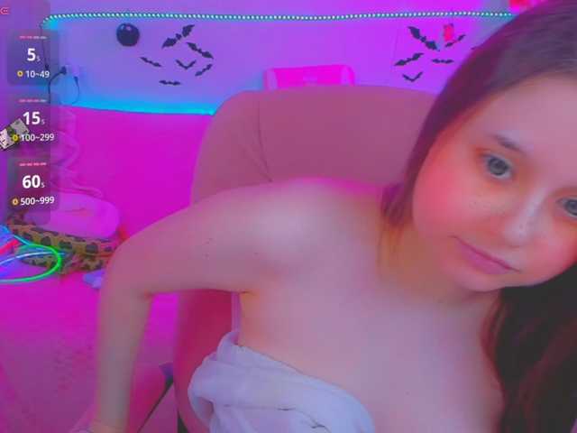 LittleKitsune live cam on BongaCams