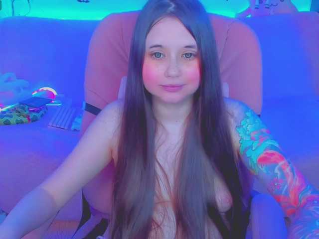 LittleKitsune live cam on BongaCams