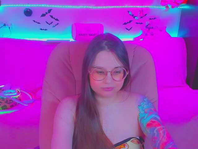 LittleKitsune live cam on BongaCams