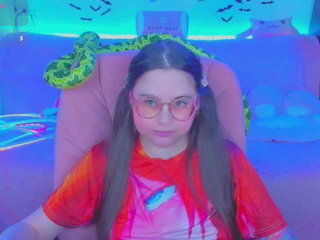 LittleKitsune live cam on BongaCams
