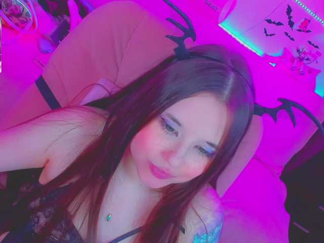 LittleKitsune live cam on BongaCams