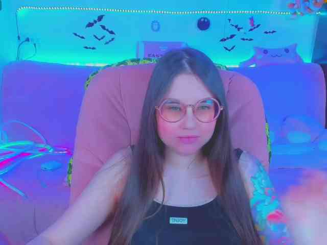 LoliSuccub webcam