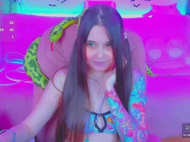 LoliSuccub webcam