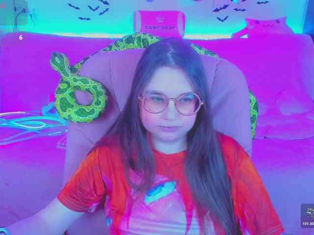 LoliSuccub webcam