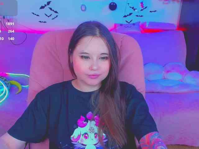 LoliSuccub webcam