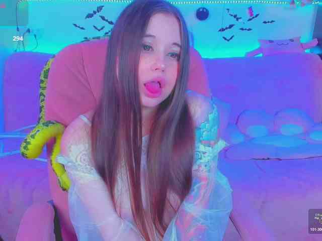 LoliSuccub webcam