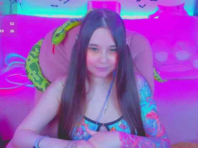LoliSuccub webcam