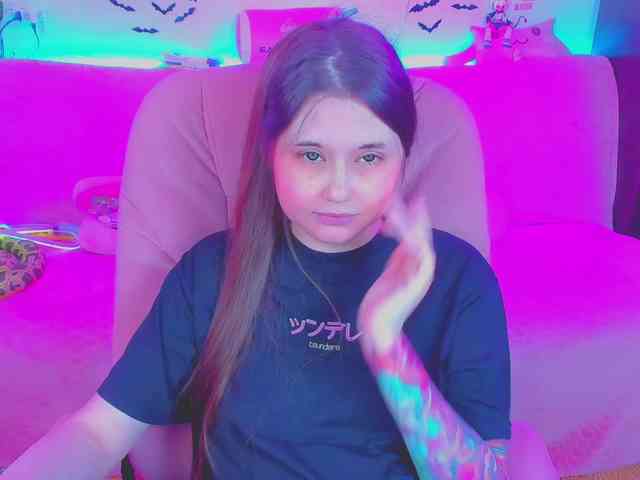 LoliSuccub webcam