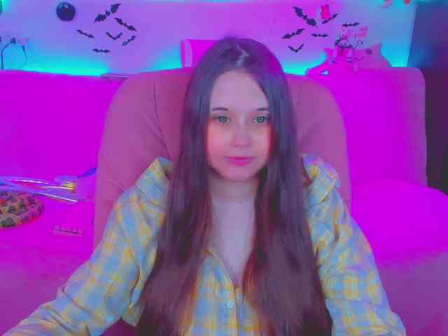 LoliSuccub webcam