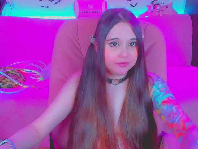 LoliSuccub webcam