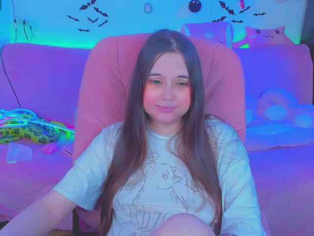 LoliSuccub webcam