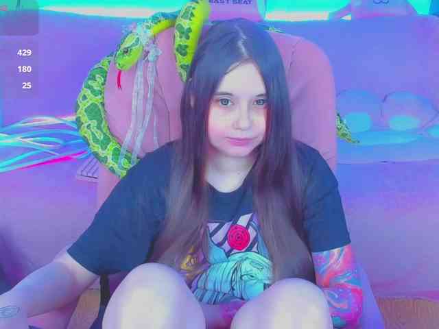 LoliSuccub webcam