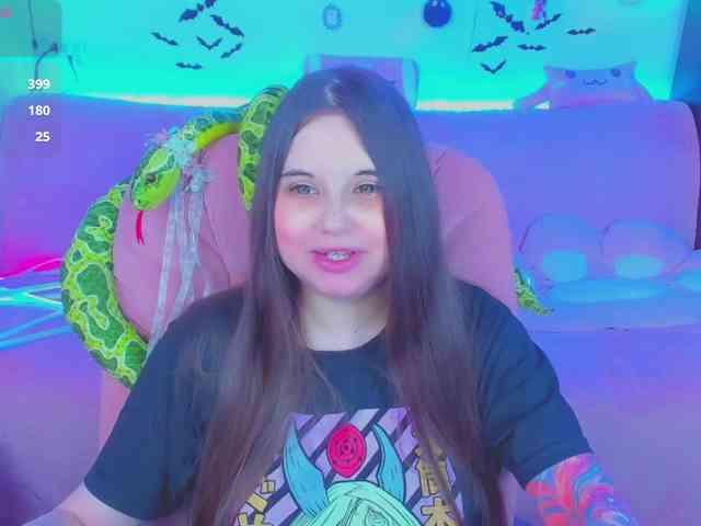 LoliSuccub webcam