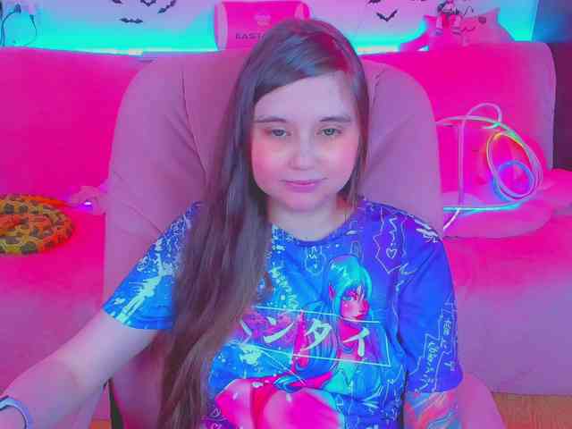LoliSuccub webcam